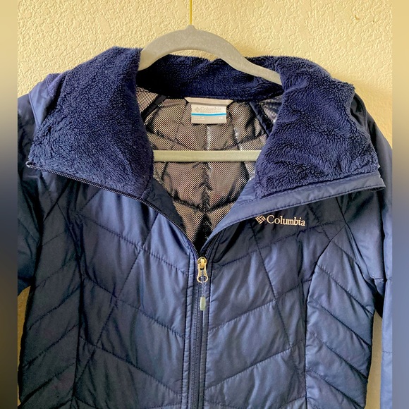 Columbia Navy Blue Mid thigh length Puffer Jacket lightweight contoured fit XS - Picture 5 of 14